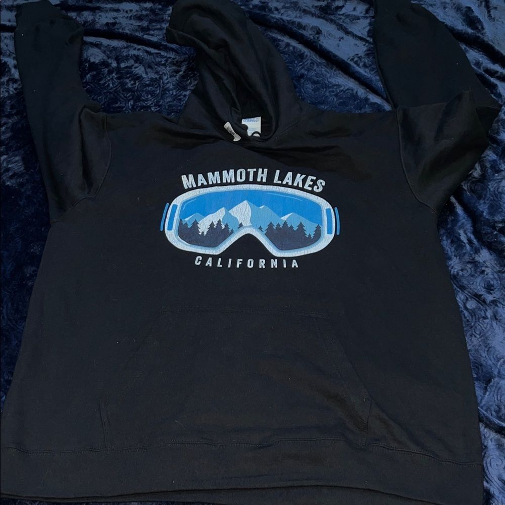 Mammoth Lakes California Hoodie with Ski/Snowboard Goggles Graphic (Men’s XL)